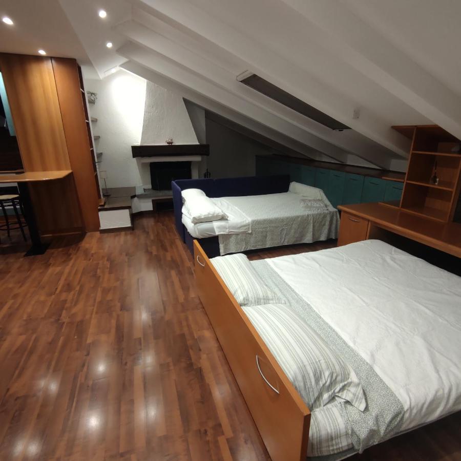 Loft Mansardato Monza Extérieur photo